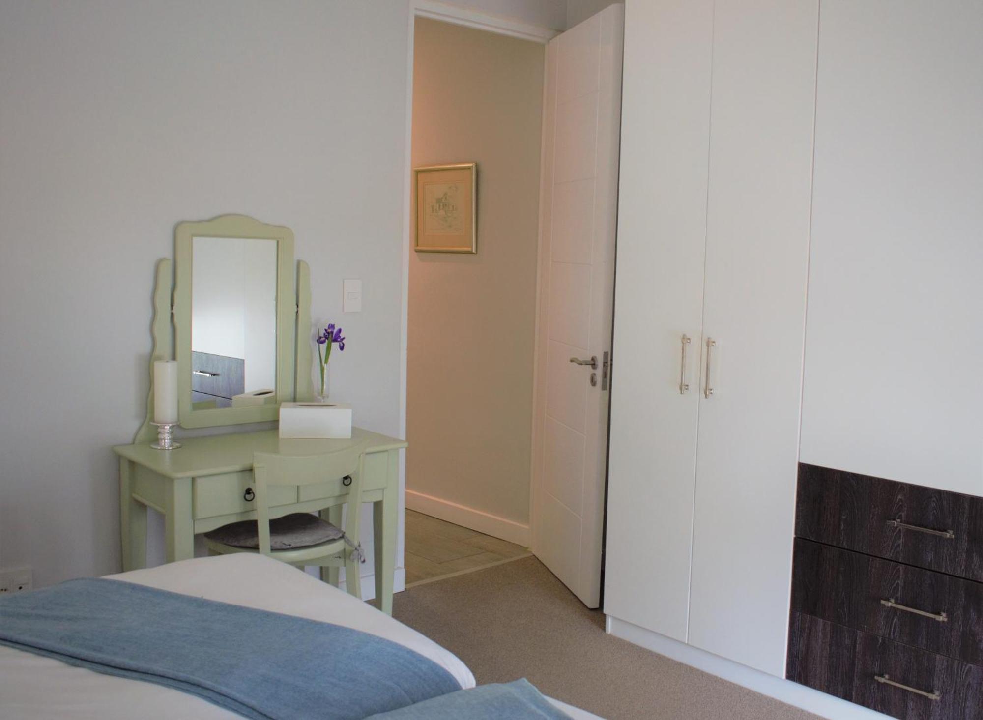 Spacious, Modern & Convenient Franschhoek Kültér fotó
